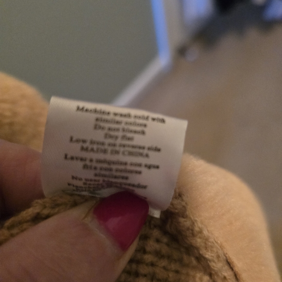 Cozy Tan Teddy Jacket with Faux Fur Collar - Picture 5 of 7